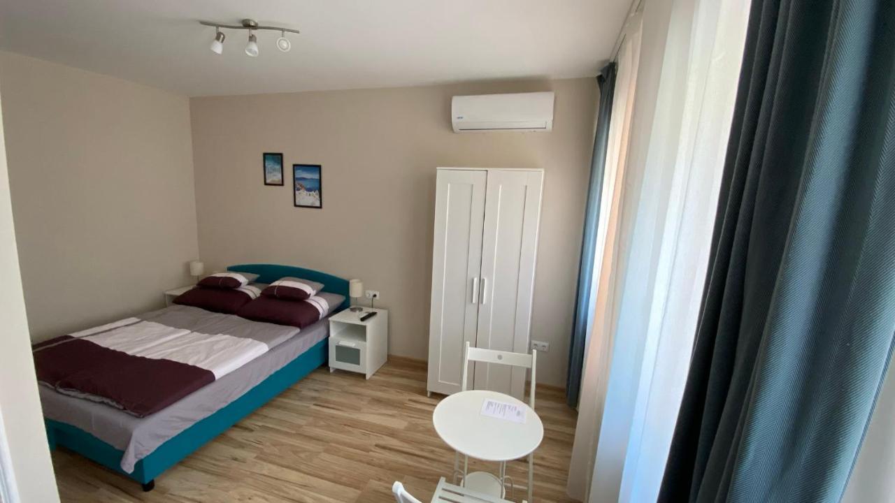 Korall Apartman Балатонфюзфе Екстер'єр фото