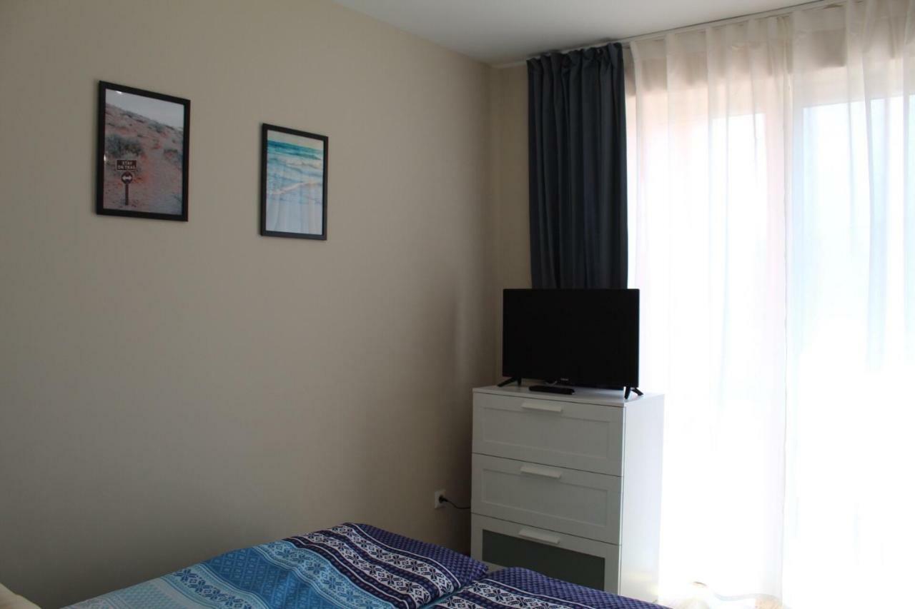 Korall Apartman Балатонфюзфе Екстер'єр фото